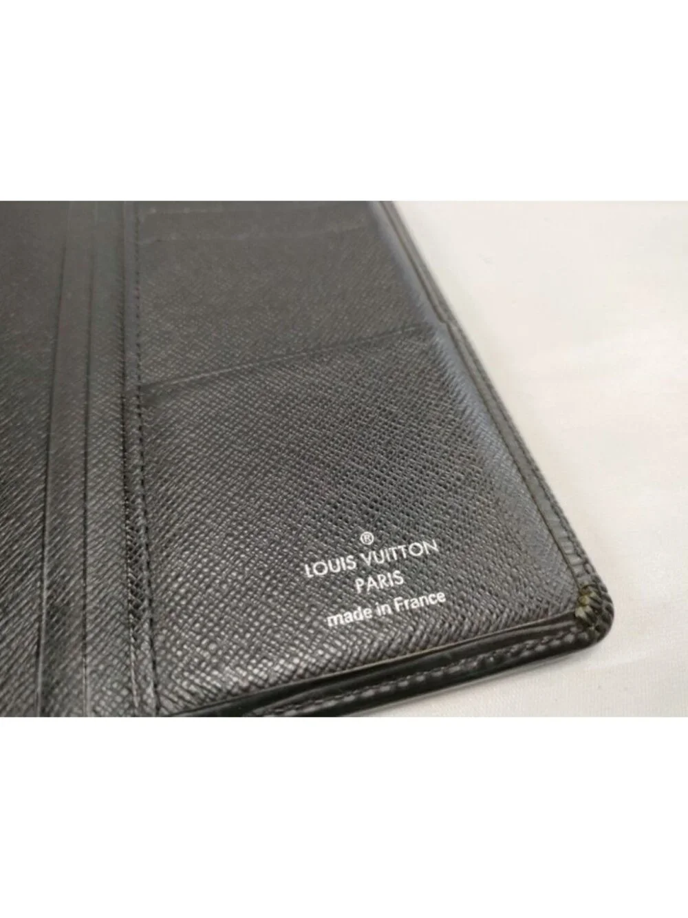 Louis Vuitton Wallet Portefeuille Brazza Black Epi Bifold